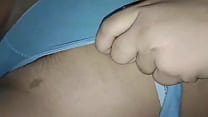 हॉट गर्लफ्रेंड अपनी चूत में उंगली करती हुई वायरल xxx वीडियो