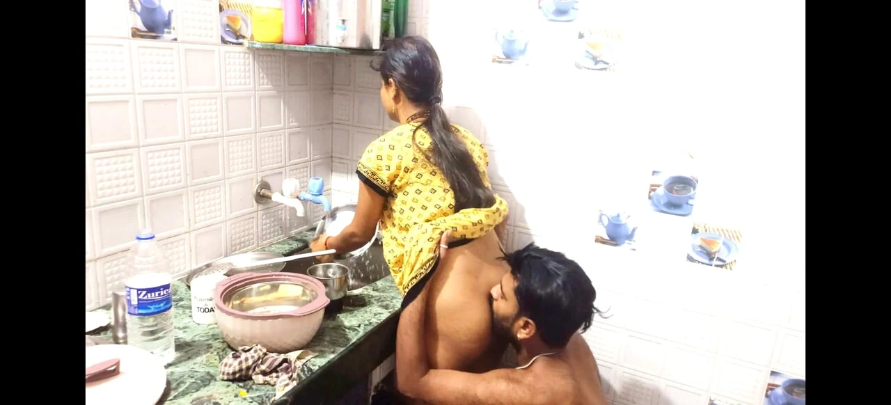 Indian girl has hard sex in kitchen  Mumbai