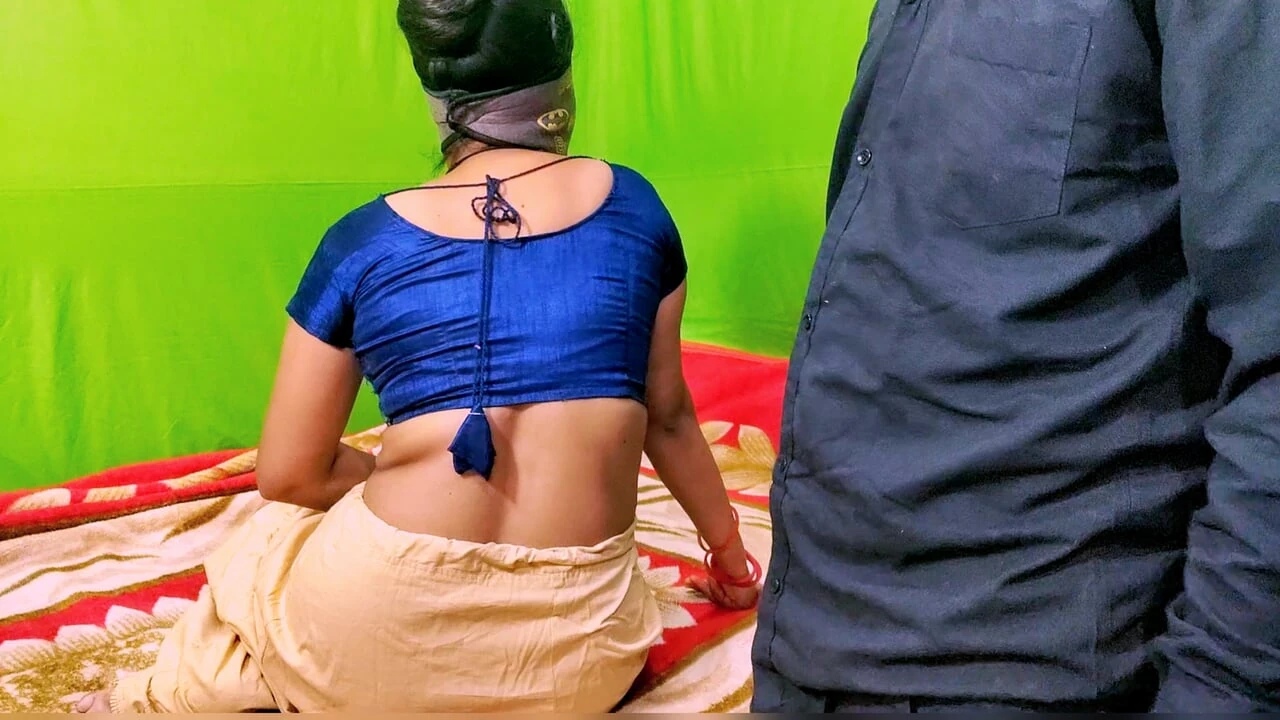 Local Indian Bhabhi Tight Pussy Oyo Room Sex Video, Local Bhabhi And Boyfriend Oyo Room oom Mms Xxx Video