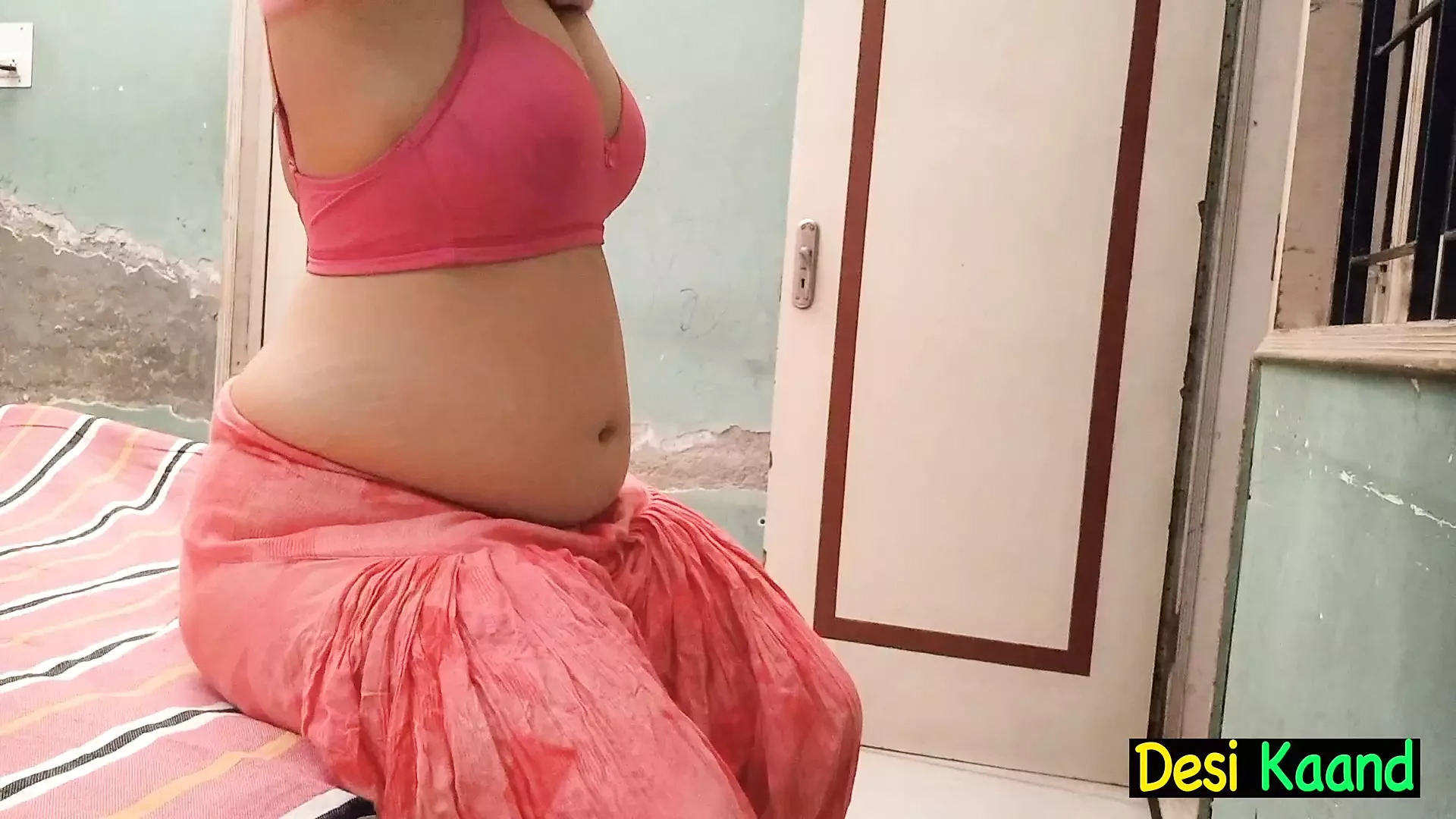 Big Ass Horny Chubby Wife Fucking Hard In Doggystyle By Her Husband’s Boss