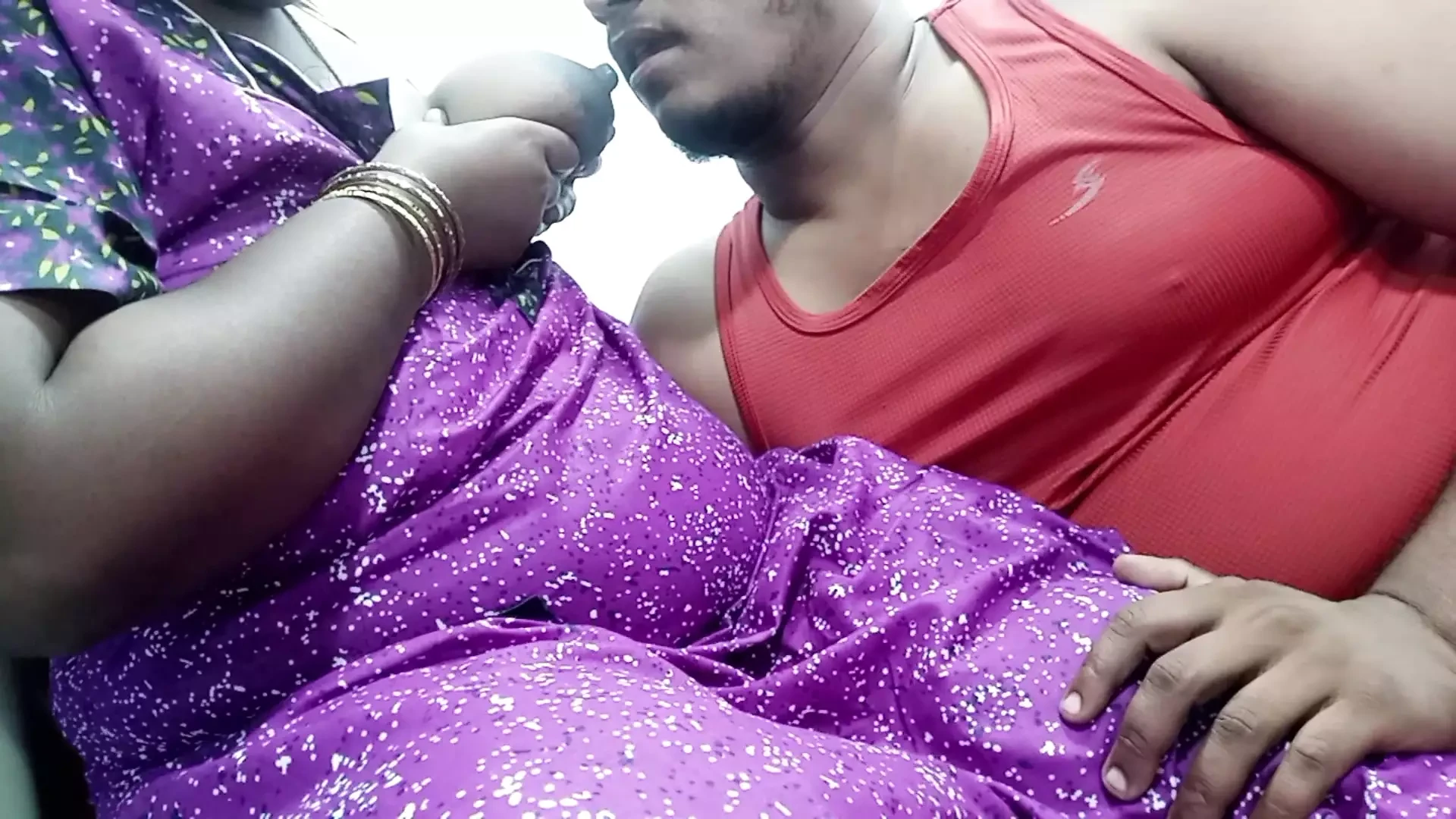 Tamil wife’s boobs Sucked Milk with Great Pleasure