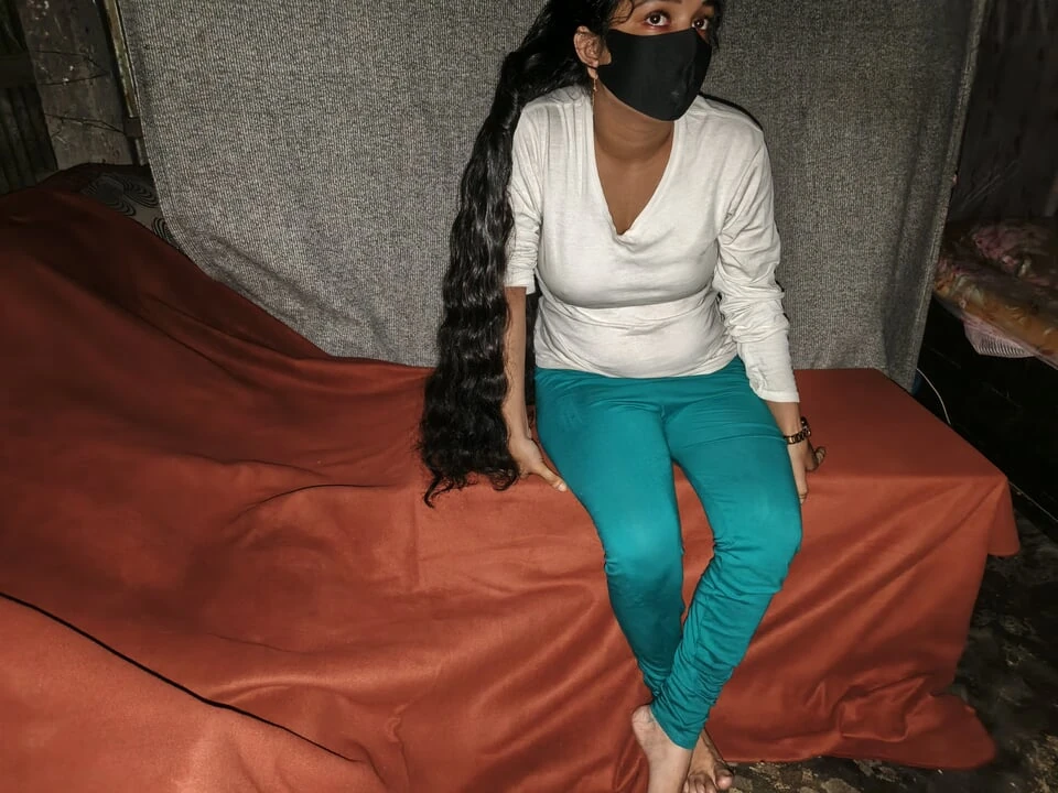 BEAUTIFUL INDIAN LOCAL VILLAGE GIRL, FULL HARDCORE XXX FUCKING.
