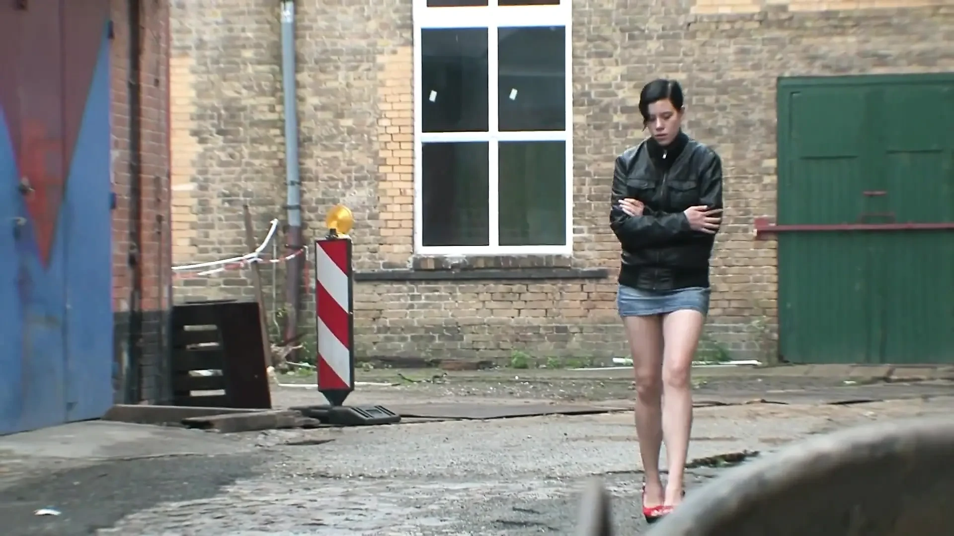 Two lesbians enjoys bdsm and fisting
