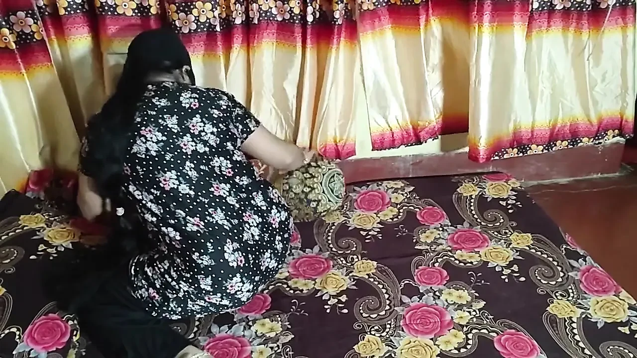 Couple’s Private Fun Moment – Exclusive Behind-the-scenes Experience
