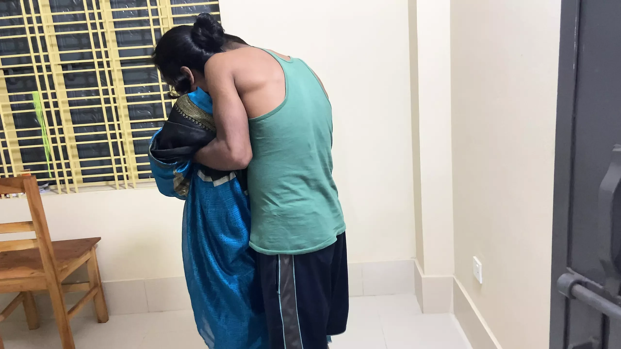I found my aunty peeing alone in the bathroom so I grabbed her and started fucking her