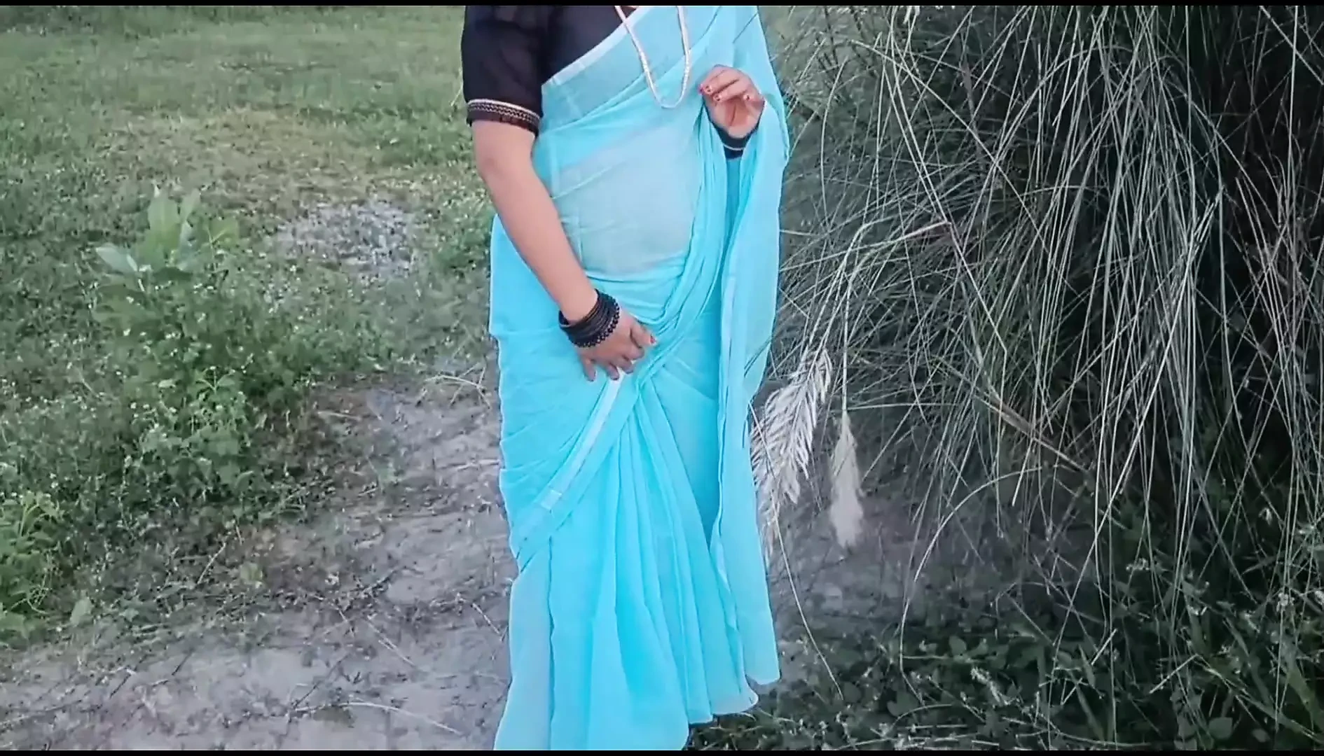 The neighbor had fucked with Bhabhi. Summoned from the flower garden.