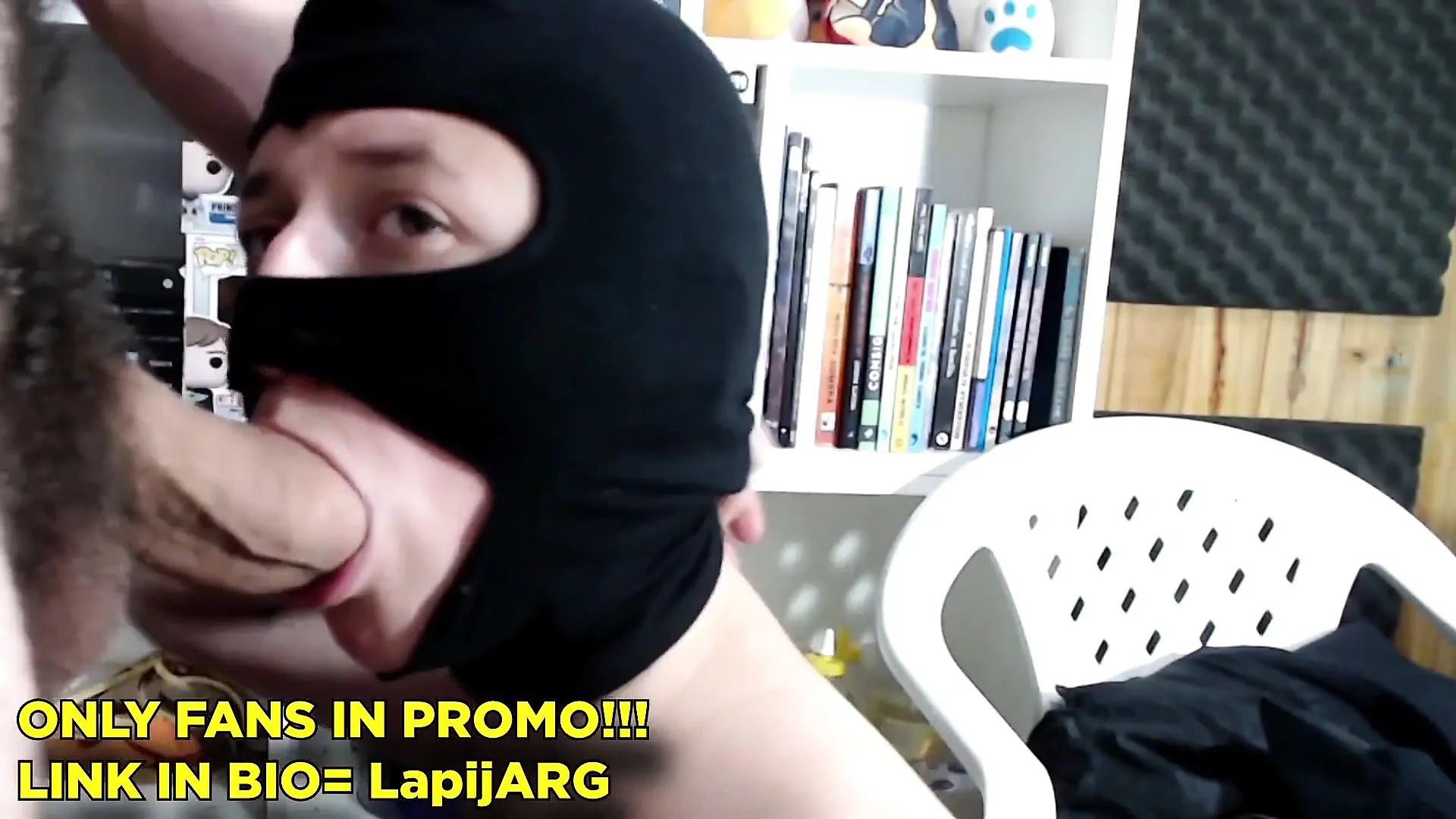My Friend Sucks My Penis Sitting, Busty and Big Ass Argentina with Argentinian Long Cock