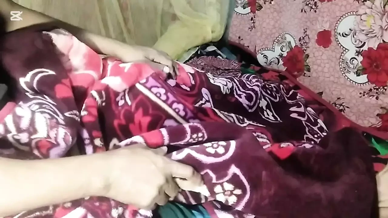 Younger step brother fucked his elder step sister.