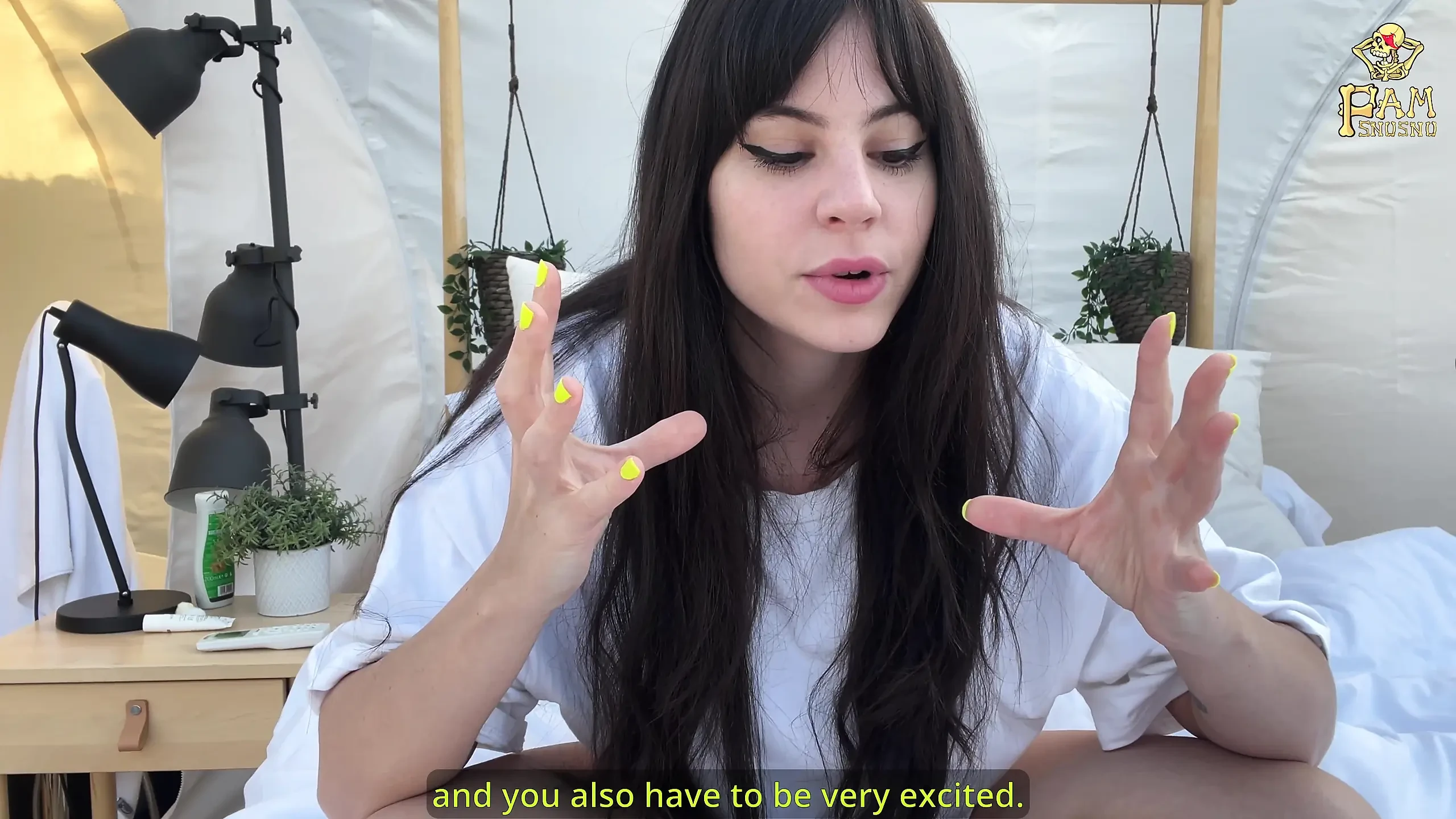 Watch Pam’s squirt tutorial