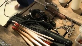 Vyxen Steel BDSM test pilot