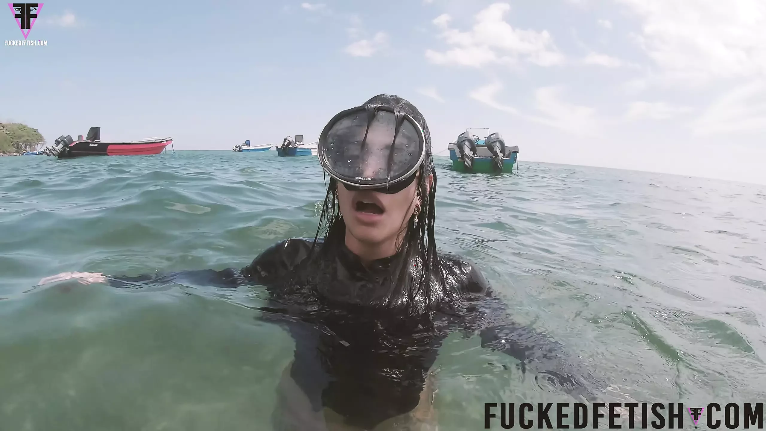 Caribbean Sea Receives Goddess Breathplay Mask Diving Glass