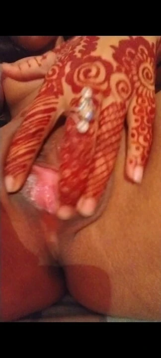 Fingering alone at home