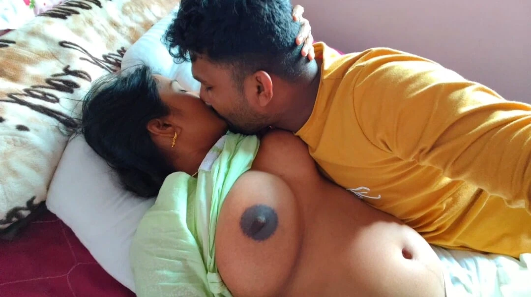Hot bhabhi & hot boy creampi pussy fucking young Boy – beautiful bhabhi boobs suking young college boy – hot desi xxx Hindi .