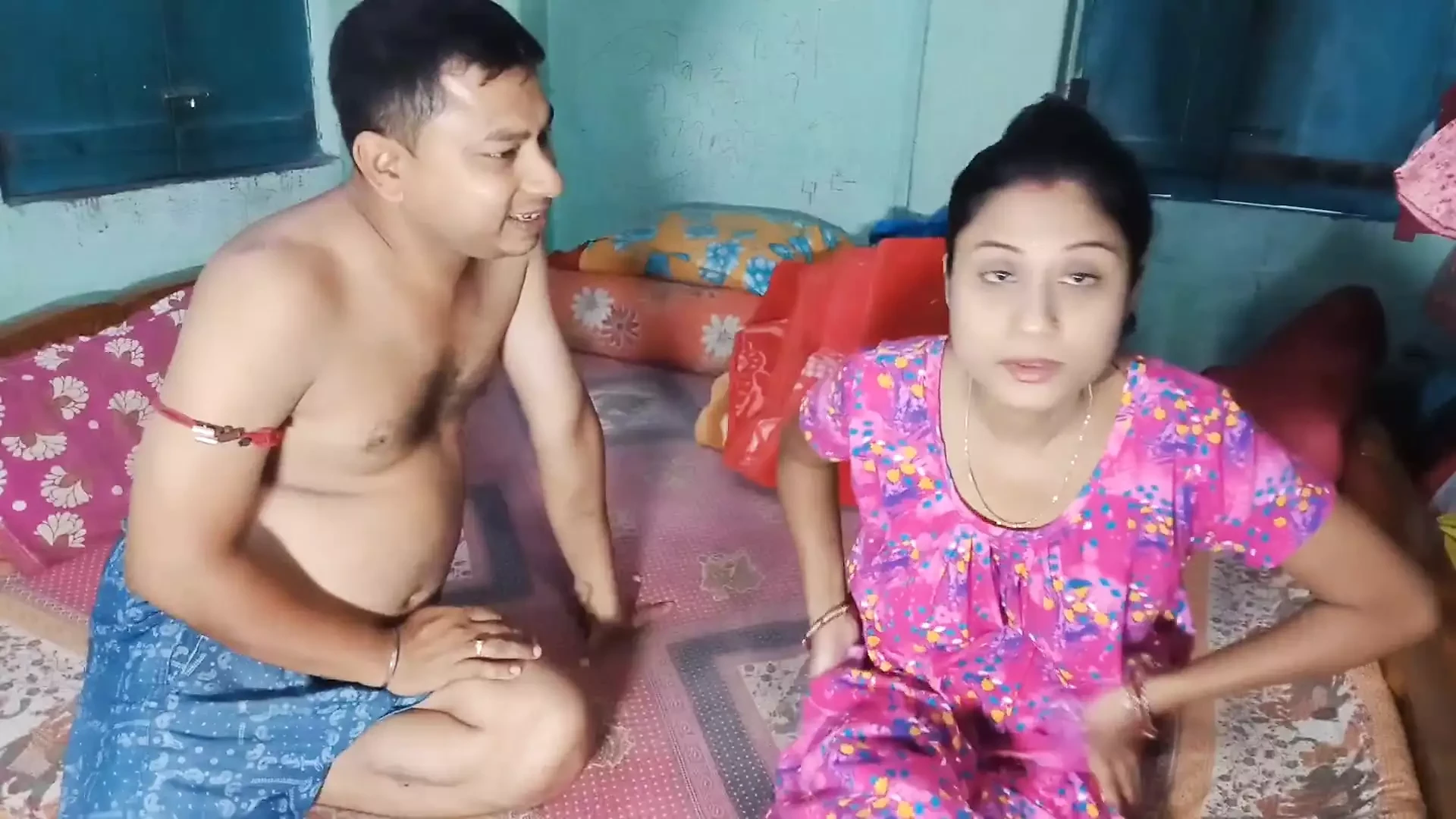 Bengali Beautiful hot girl Pinki first time sex with Step-Sister’s husband