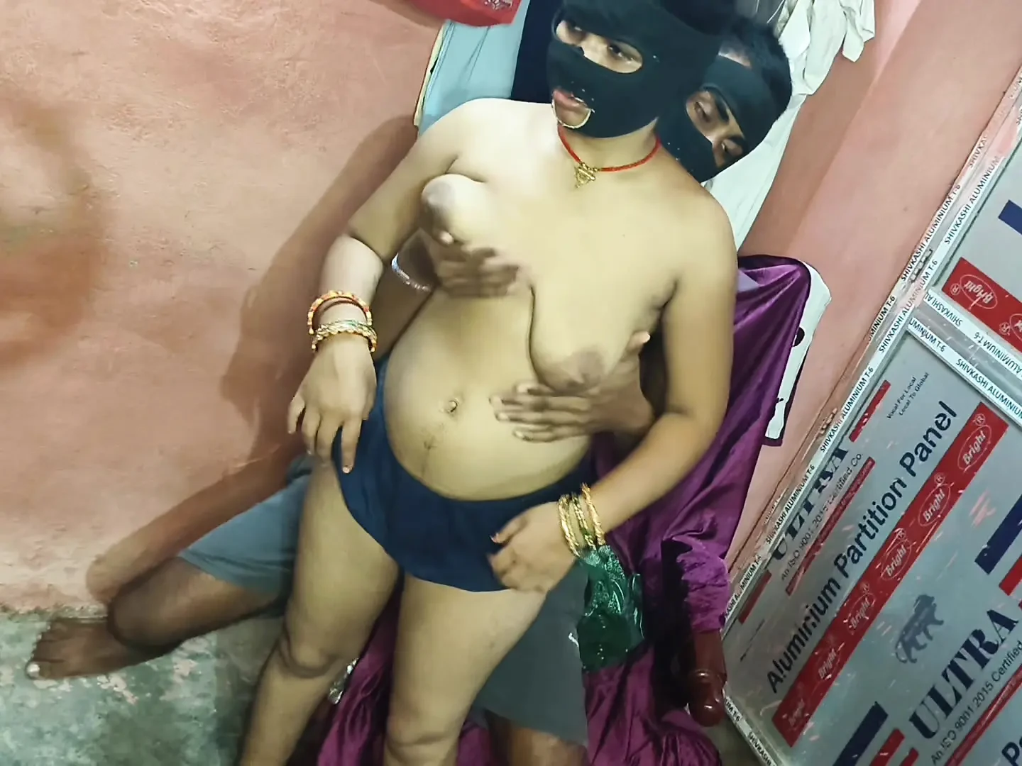 Bhabhi black saree me know when you are bhabhi ki hot figure and kisses