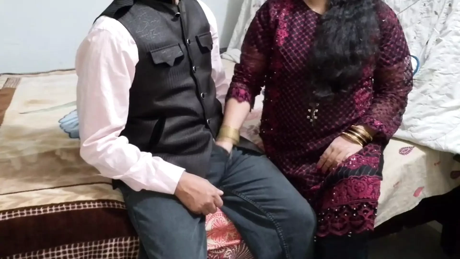 hotel room cleaner boy fucks me – hot Indian madam with Desi innocent boy