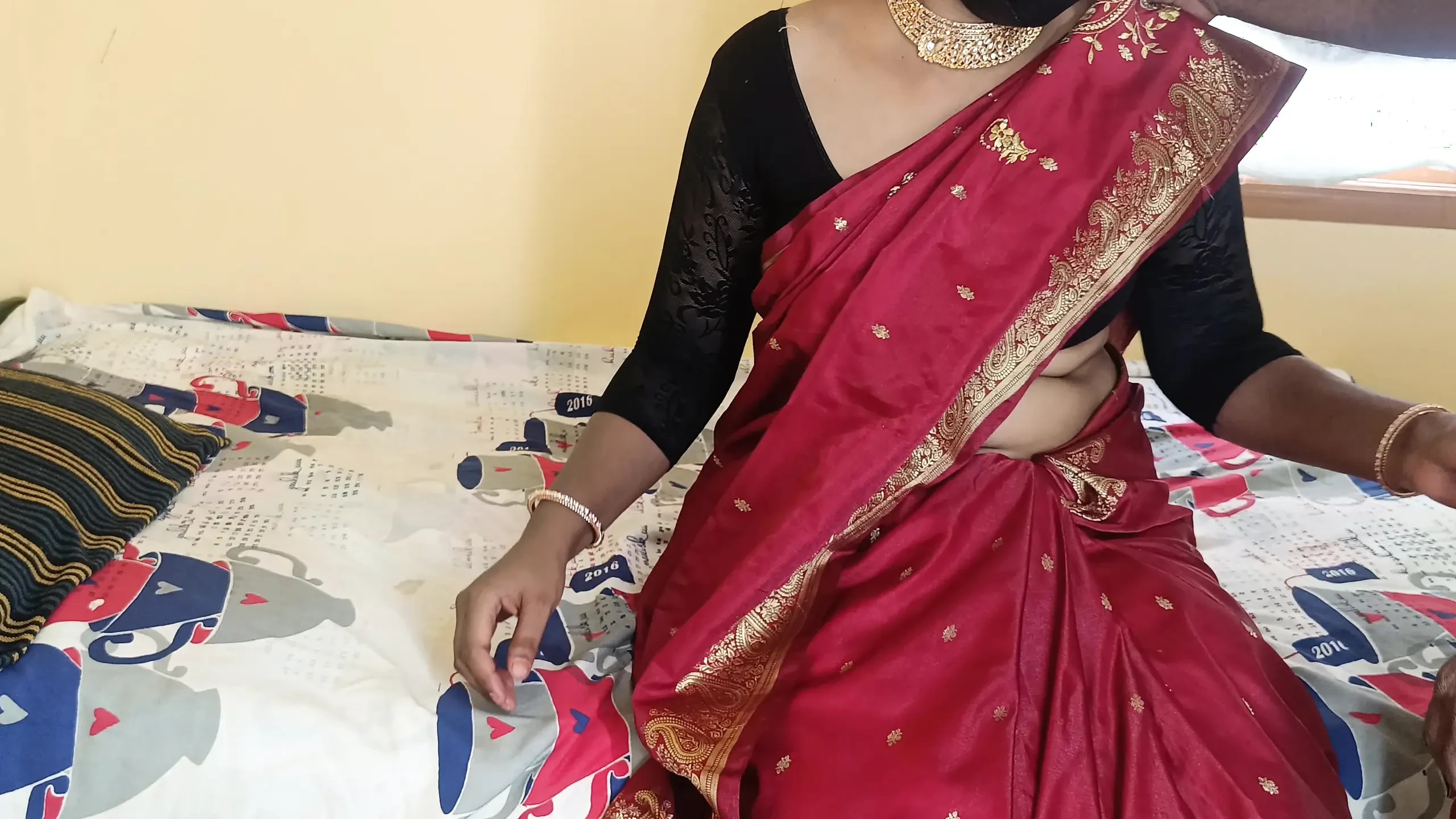 Stepsisters enjoying threesome fuck