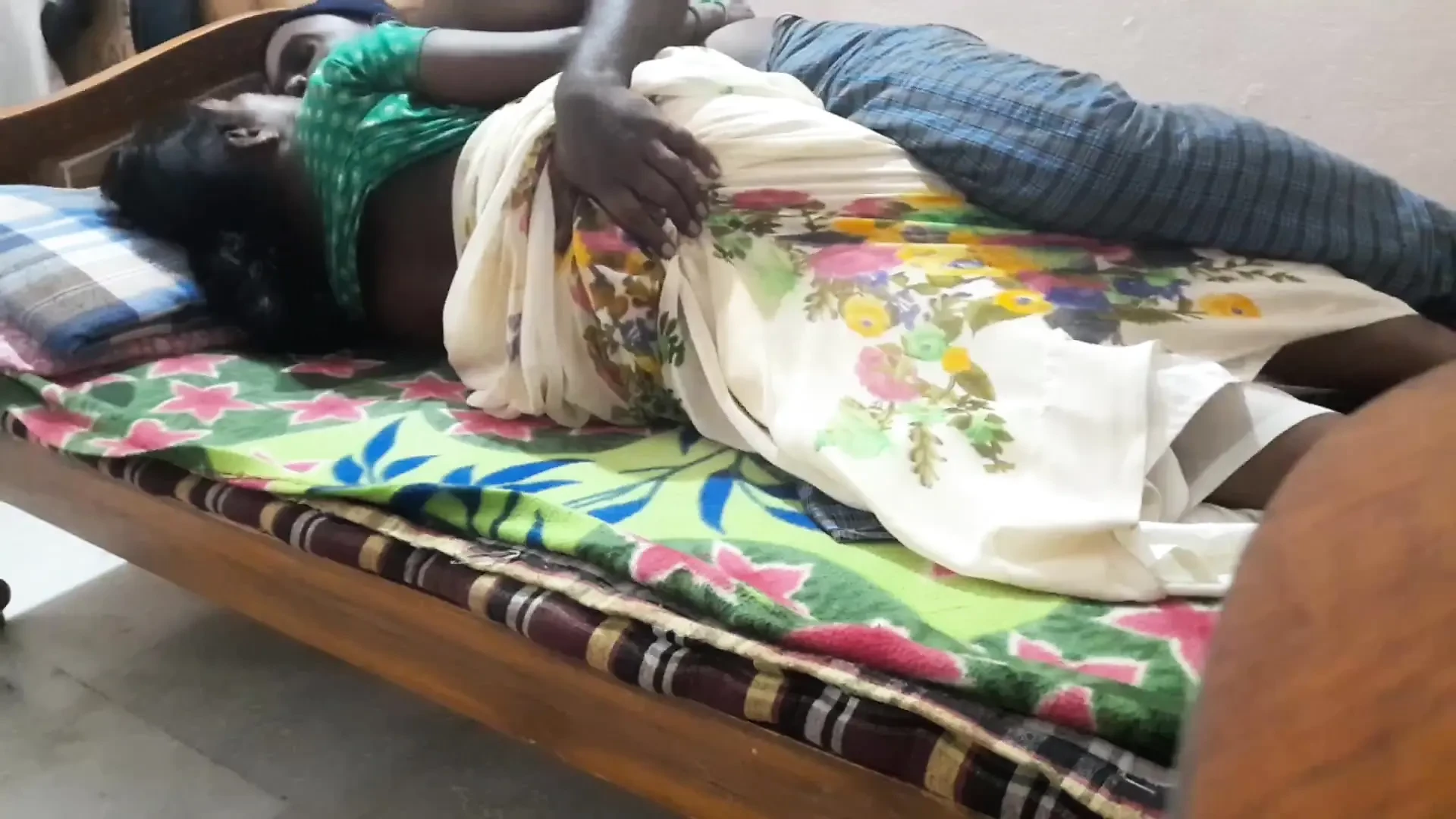 Indian maid sex with houseowner