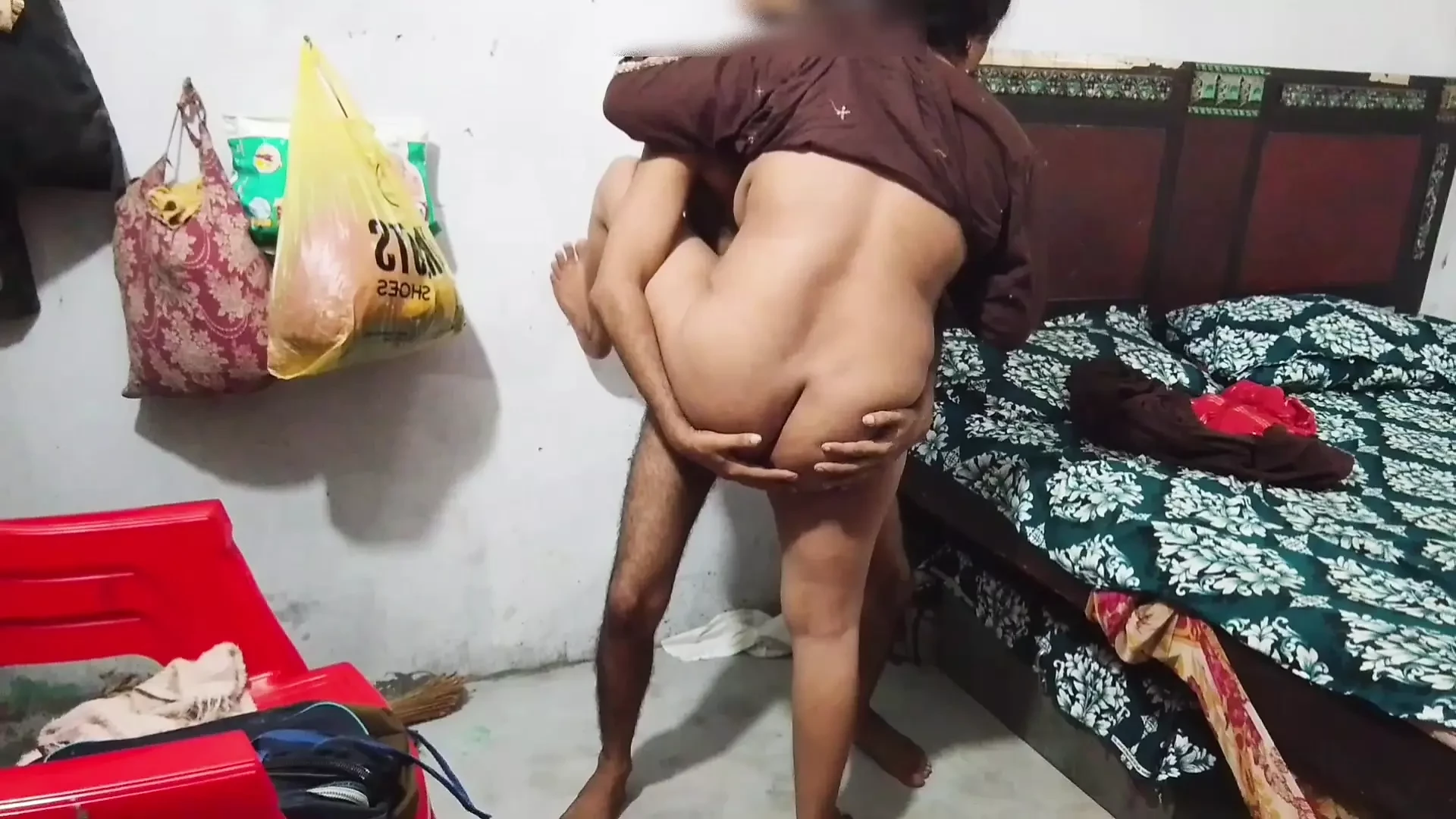 Stepsister offered sex to stepbrother, stepbrother did not even mind it and started having sex with his stepsister AI Notice