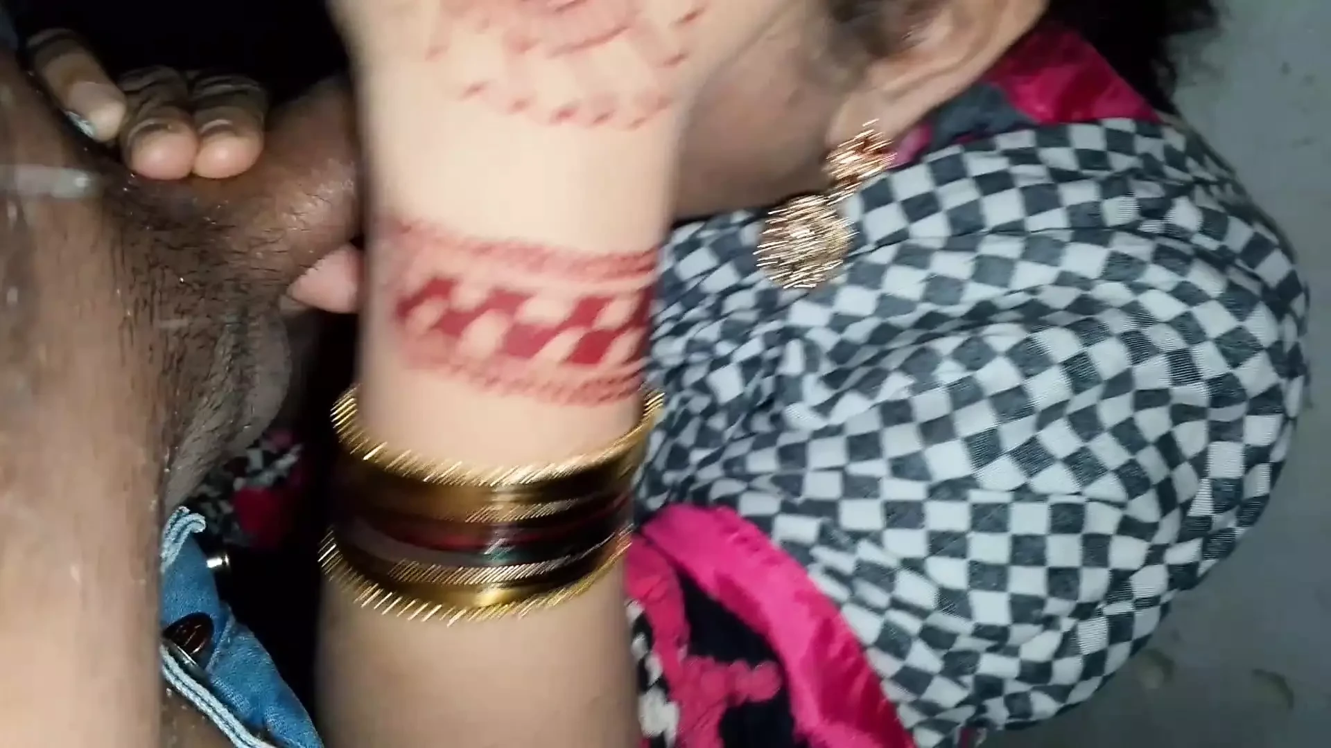 Desi girlfriend surprised me by calling me home at night