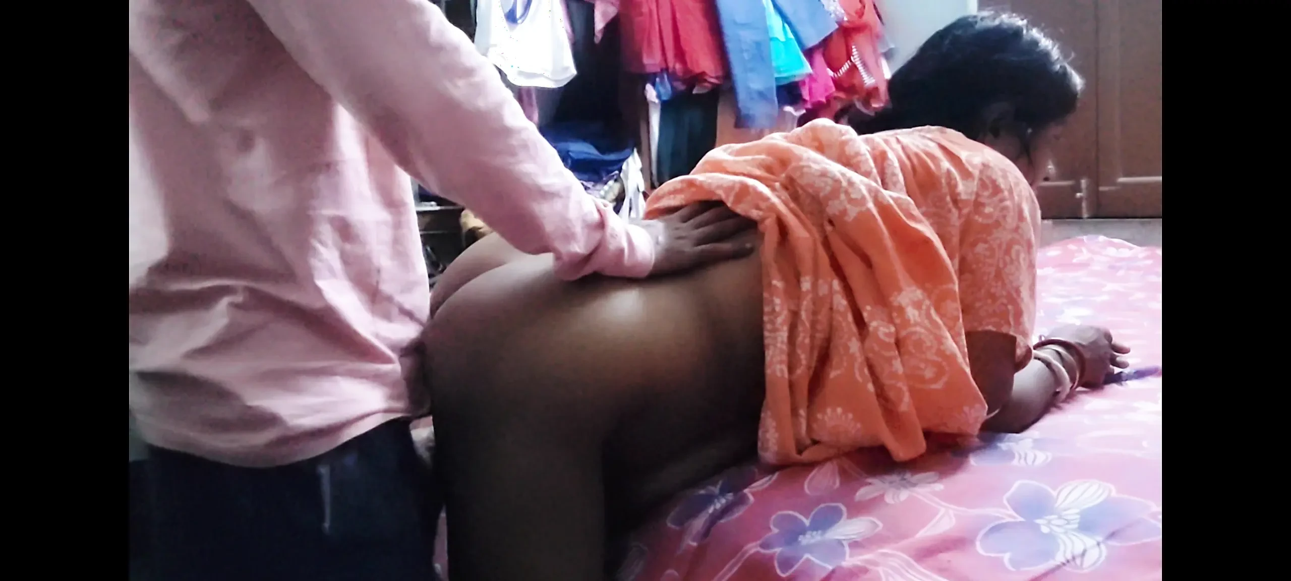 My sister in law dogi style  fuck