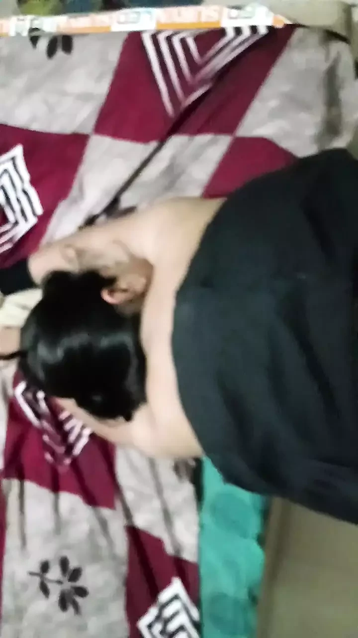 Real wife cheated on her husband and kissed her boss in doggy style