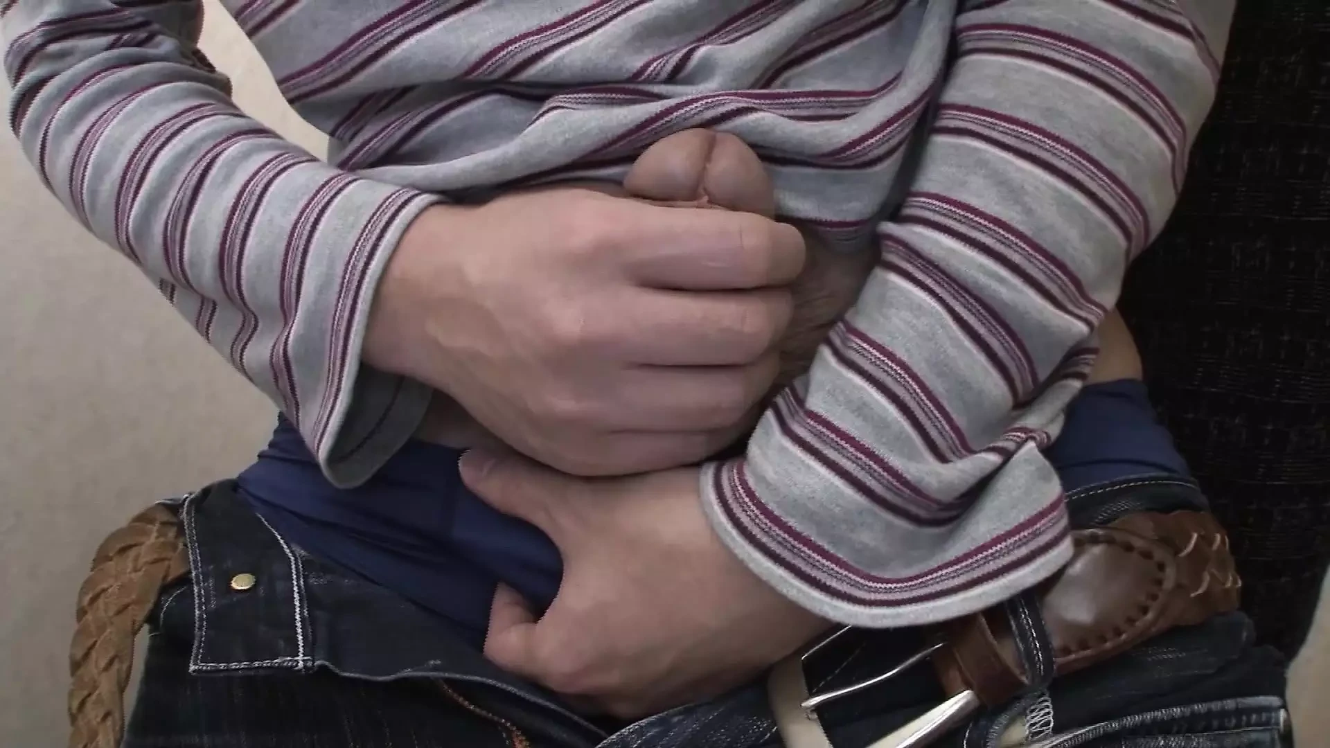 JAPANESE SEXY BABE GETS FUCKED TO CUMSHOT CREAMPIE