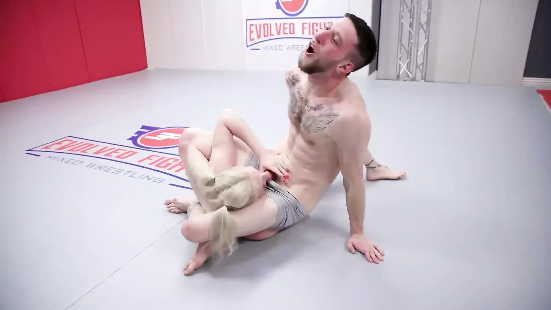 Arielle Aquinas Vs Cody Carter