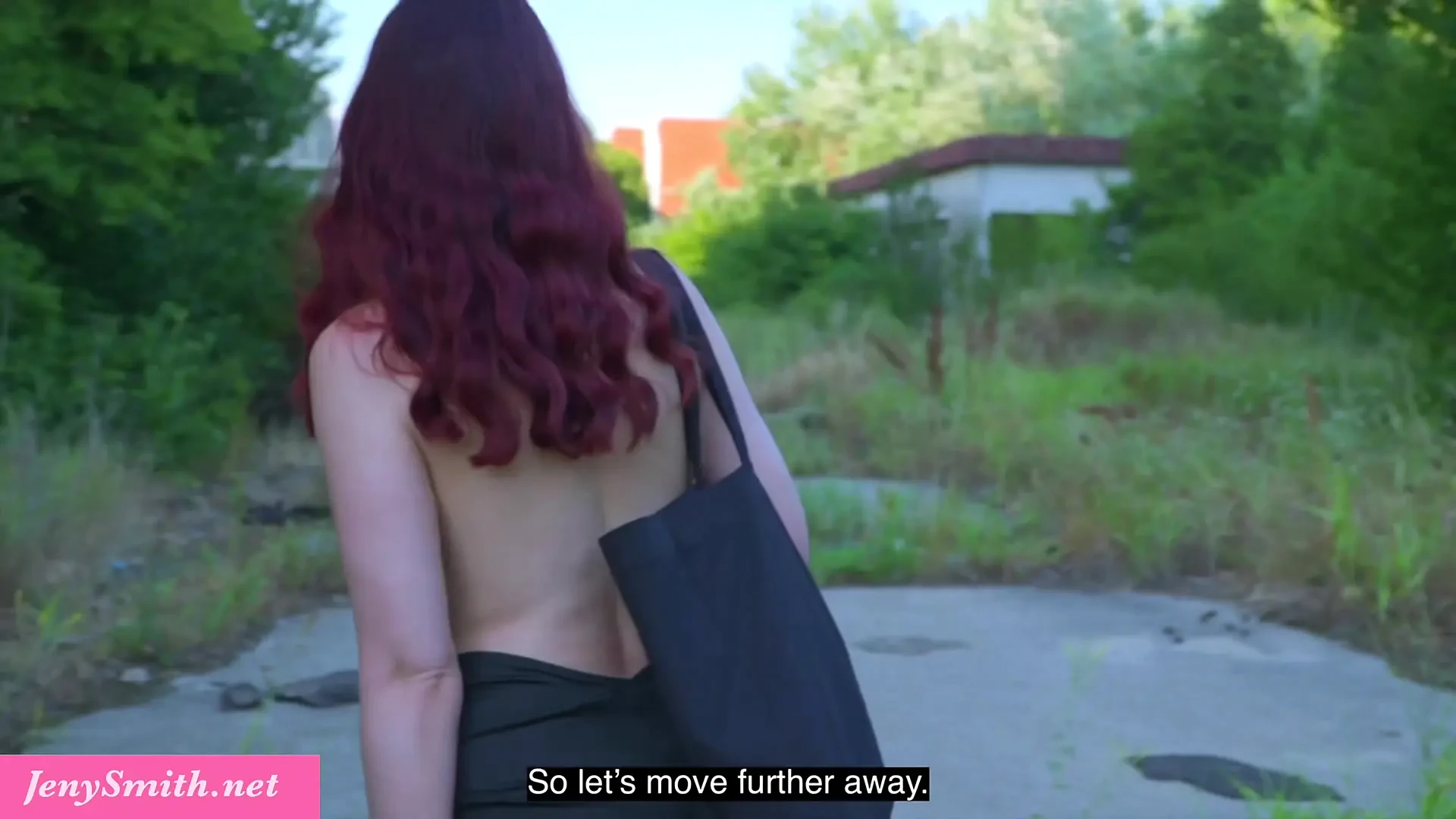 Jeny Smith asked to be chained her with a timer padlock with a toy in her pussy