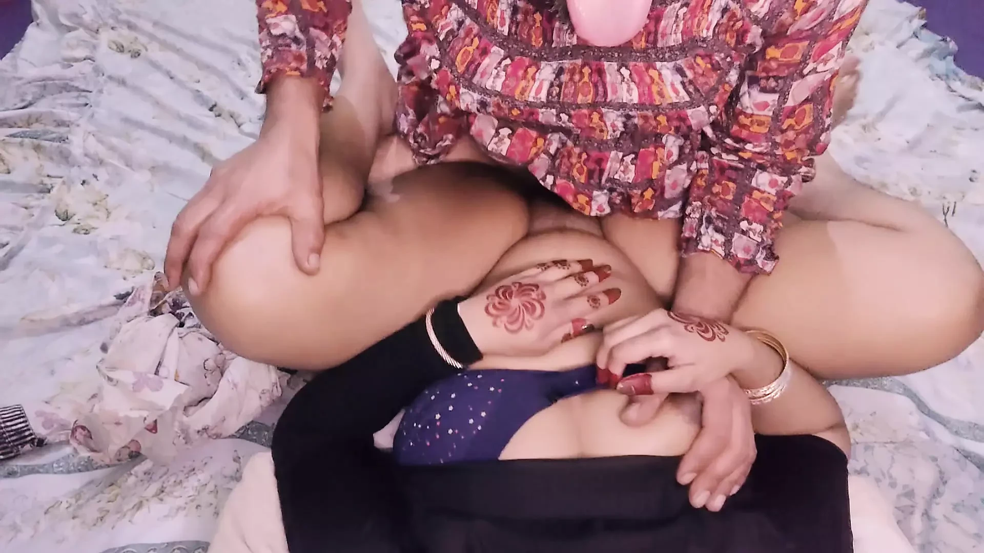 Indian Lesbian larki-Nikla Bf ka Dost Larka-Hindi Audio 🥵