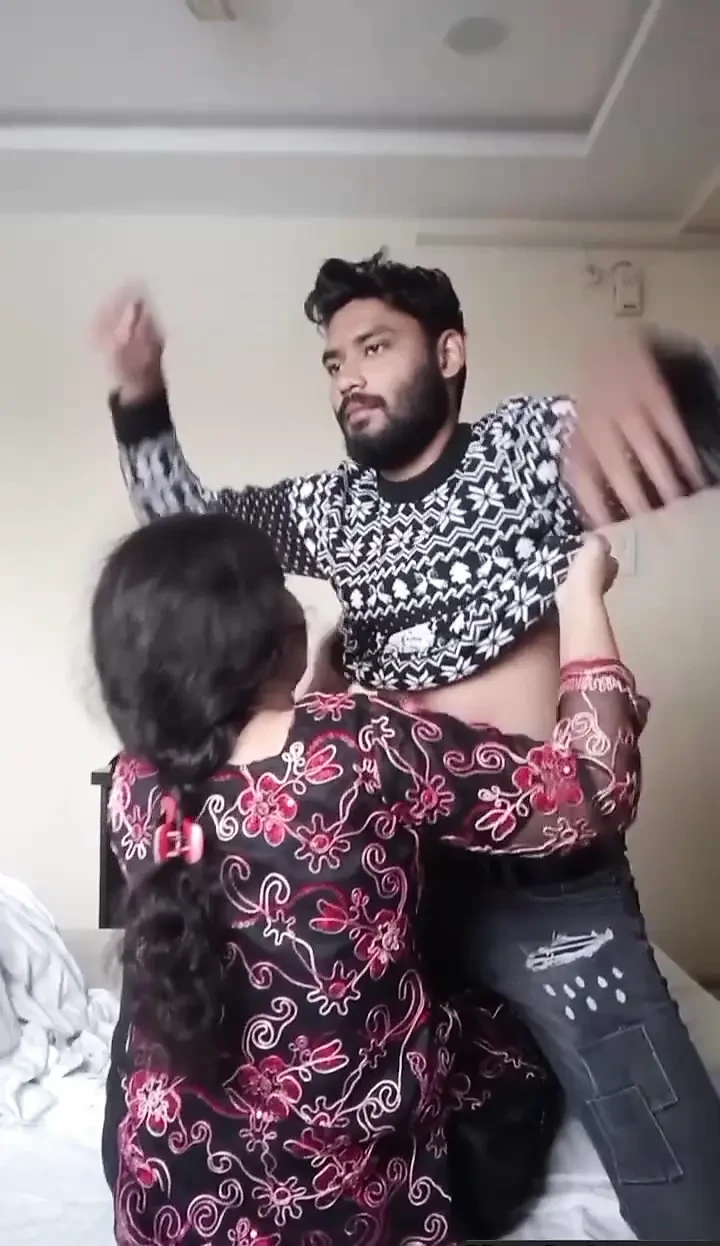 Part2 Indian girl in her traditional dress in hotle room with  her boyfriend