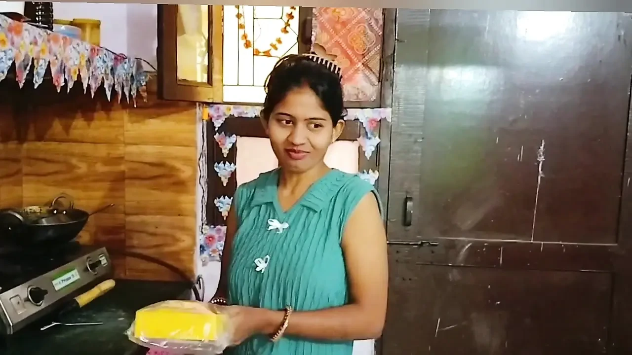 18 Years Old Bengali Cute Girl, Full Hardcore Xxx With Her Young Stepbrother.