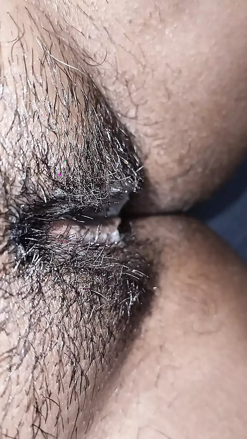 Pakistani larki ki choot men 2 finger or Lun dal dia🥵