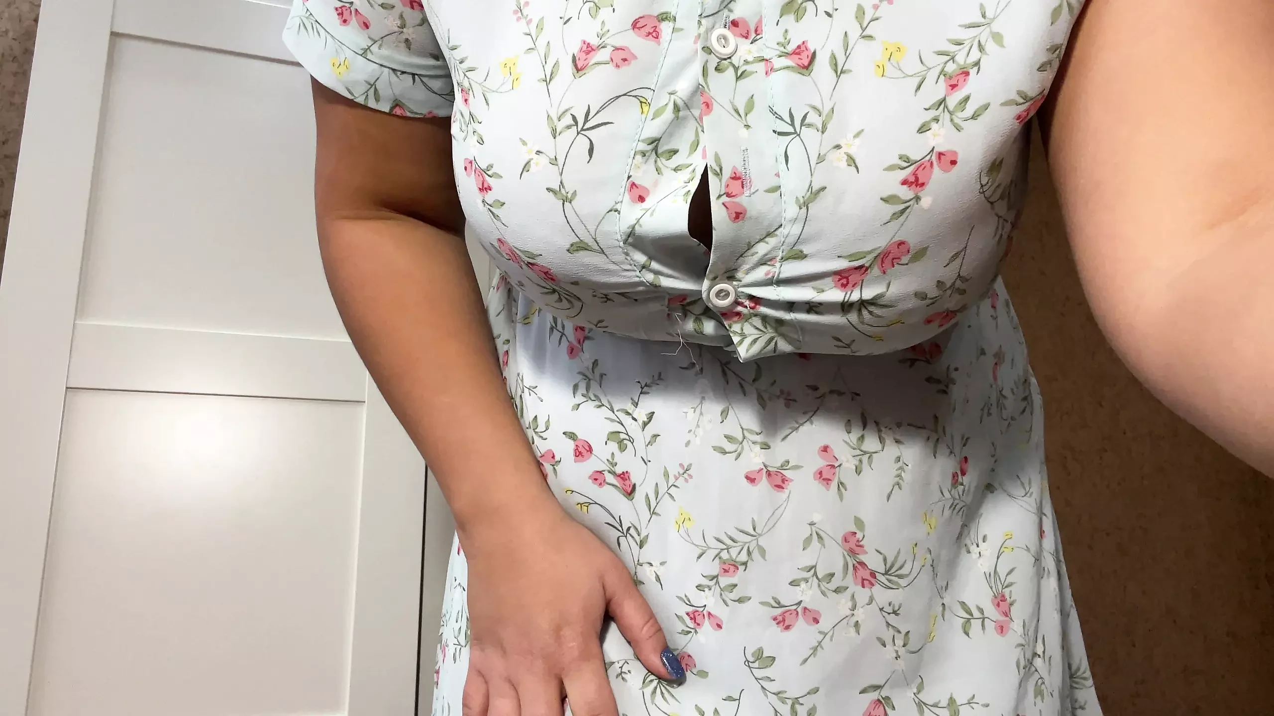 Busty Eva loves to masturbate her pussy with her fingers, dirty talk, Eva’s loud moans