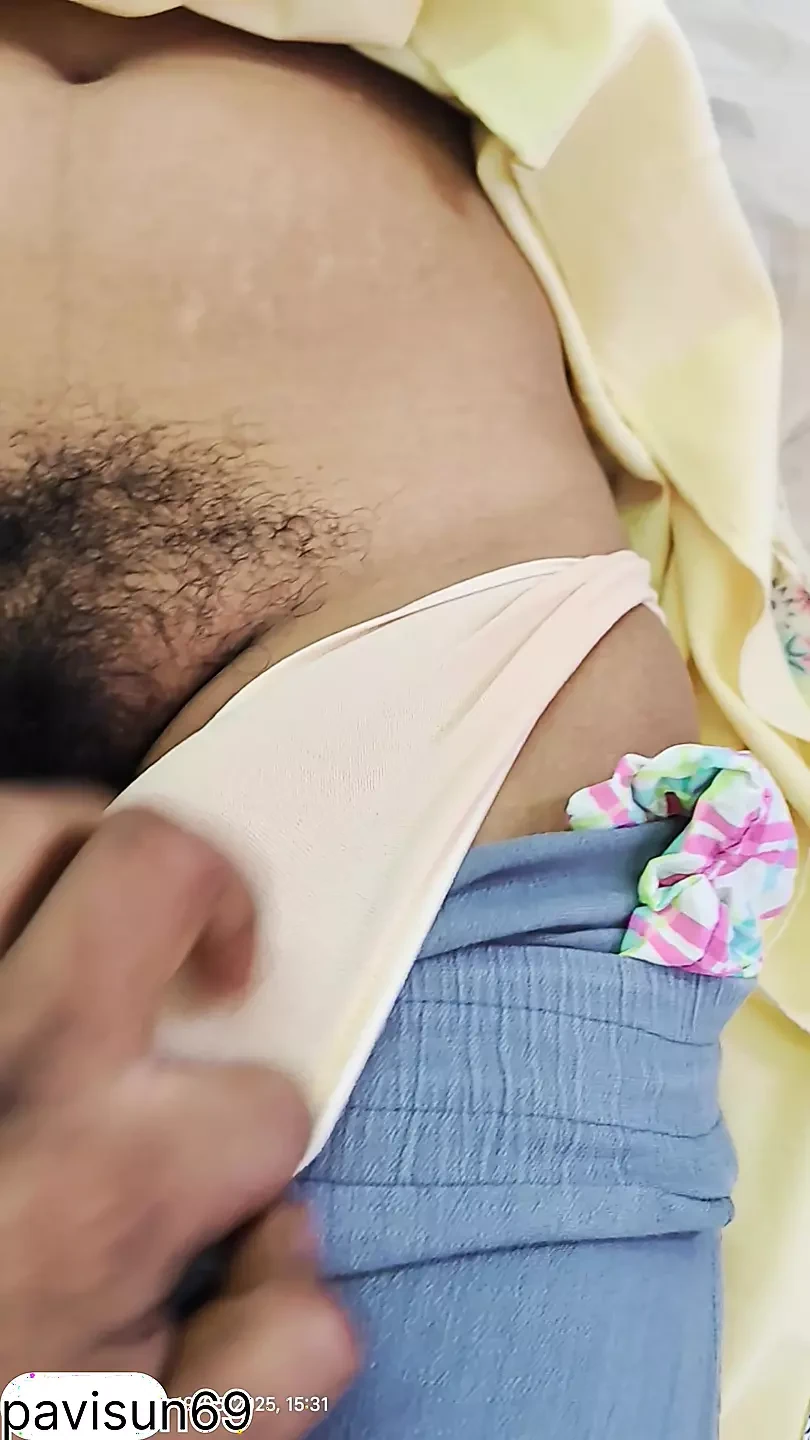 Stepsister dress changing and hairy armpit show