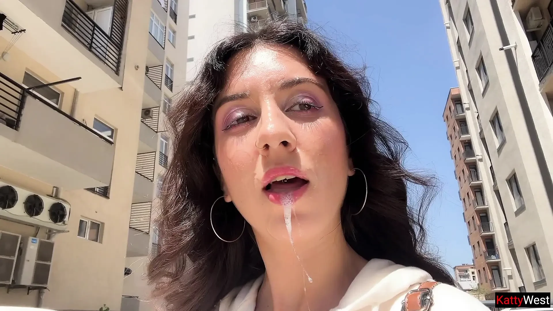 Lost the Game – Find the Guy for Cumwalk Public Sex