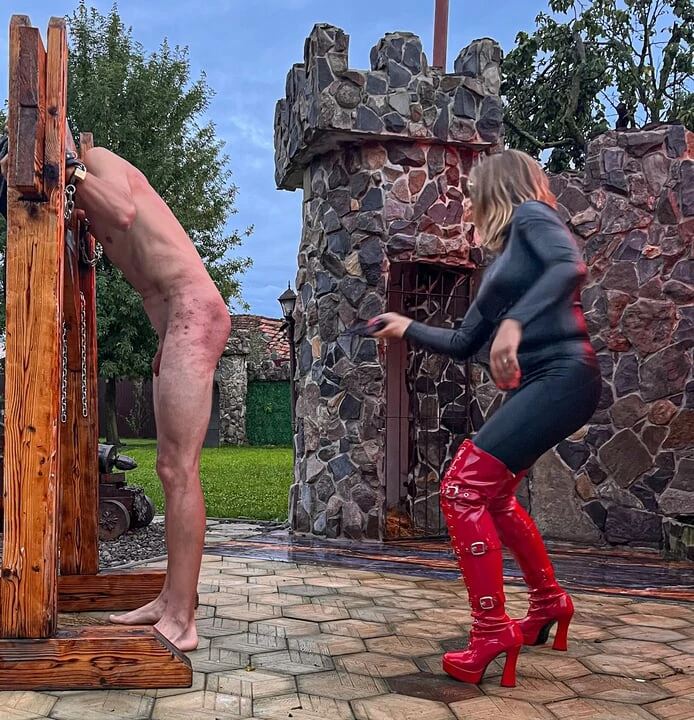 EVIL FLOGGING double FEROCIOUS LASHES