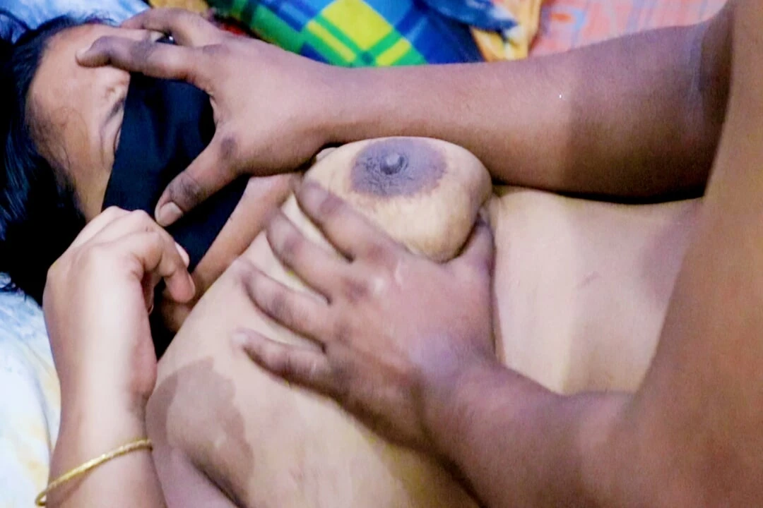 Hot Body Massage Happy moment with my hot and sexy Bhabhi