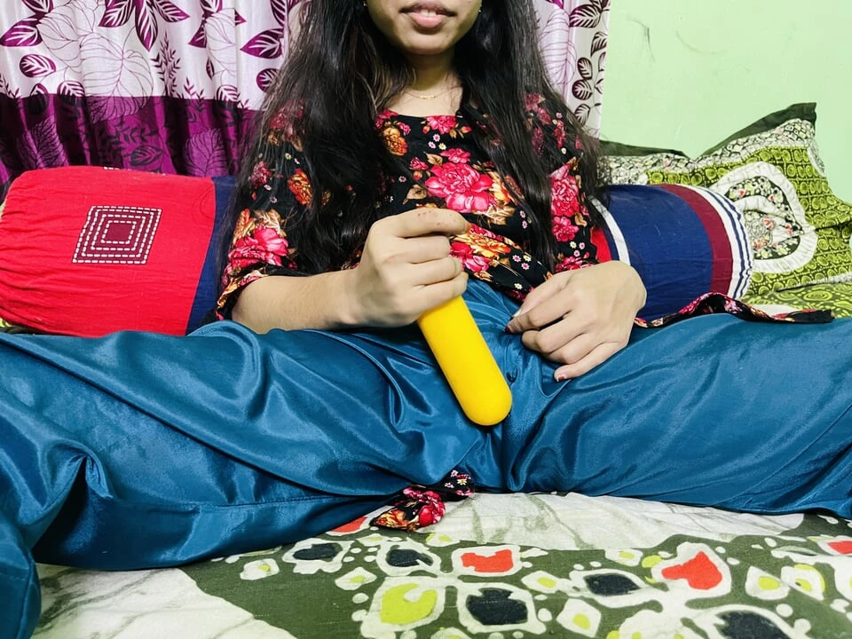 Stepbrother fucked his sexy stepsister and enjoy the time