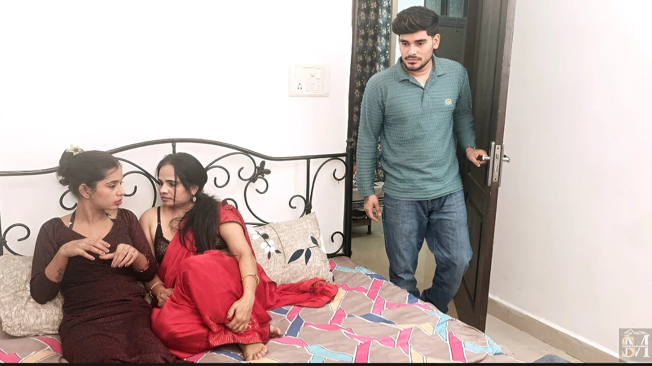 Indian Desi Bhabhi with jija and sali Hardcore sex video