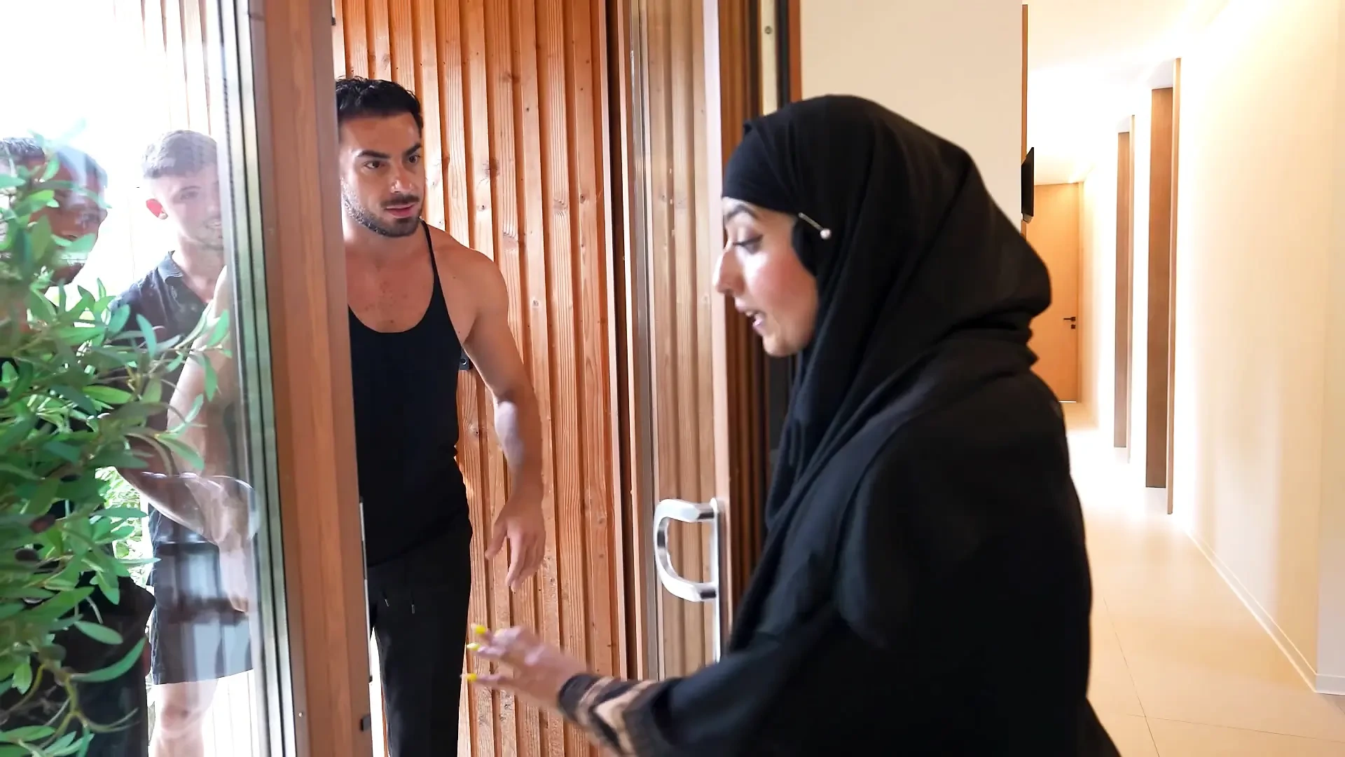 Muslim Aaliyah Yasin Gets Fucked by 4 Big Cocks