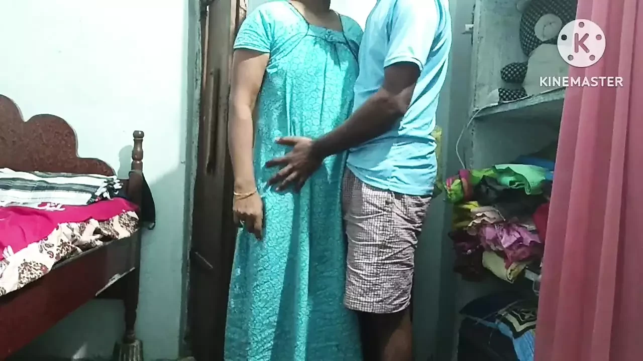 Telugu aunty faking her husband friend