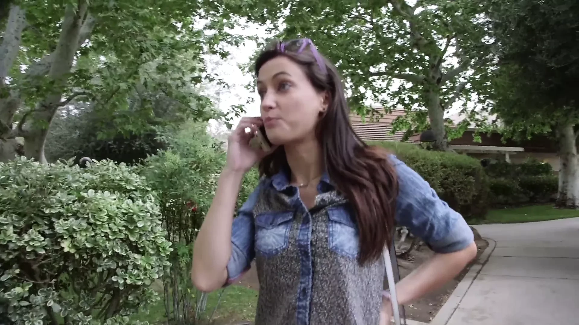 lesbian hairy cunnilingus