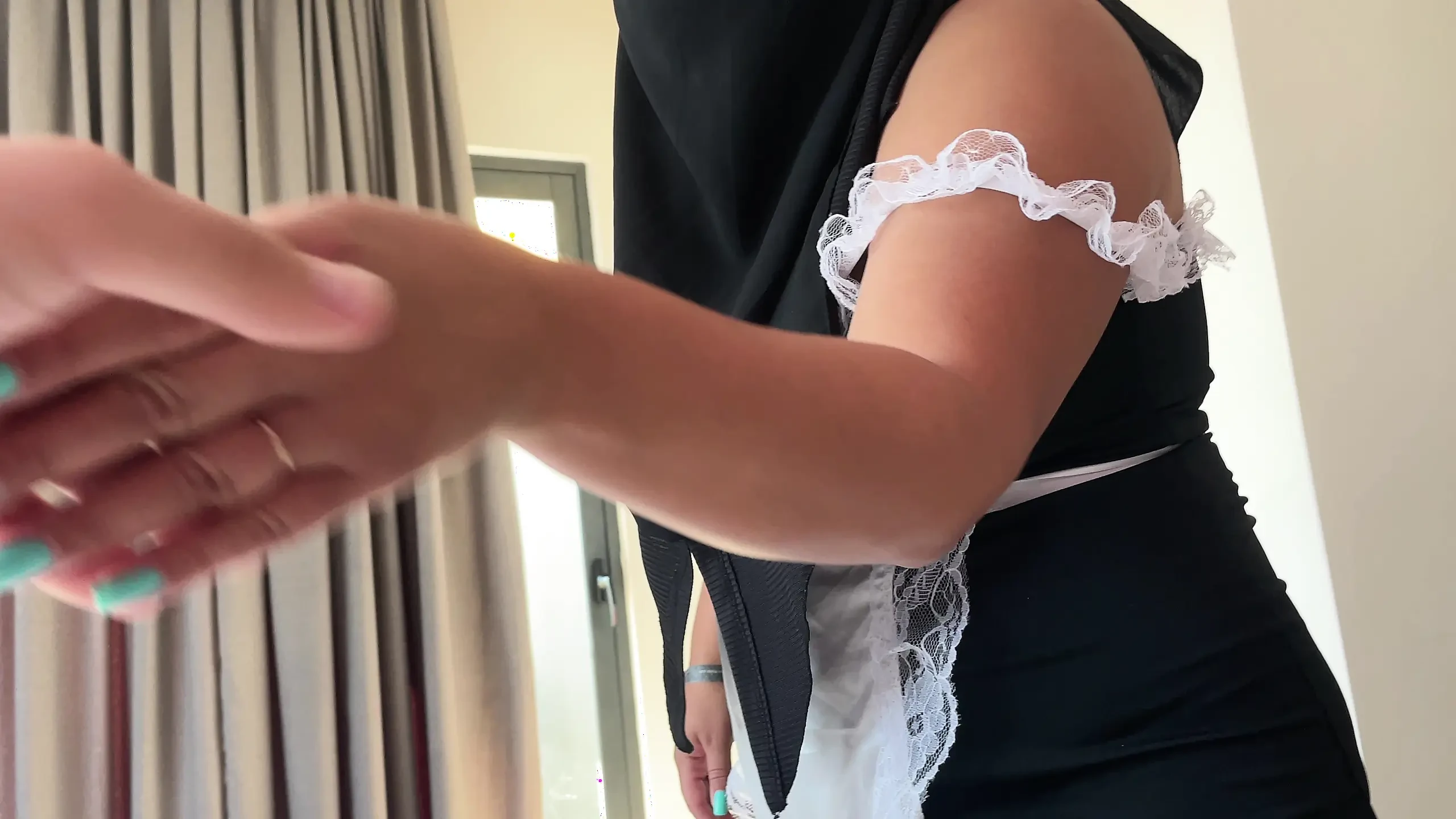 A maid in a hijab allowed herself to be fucked in a hotel room for money.