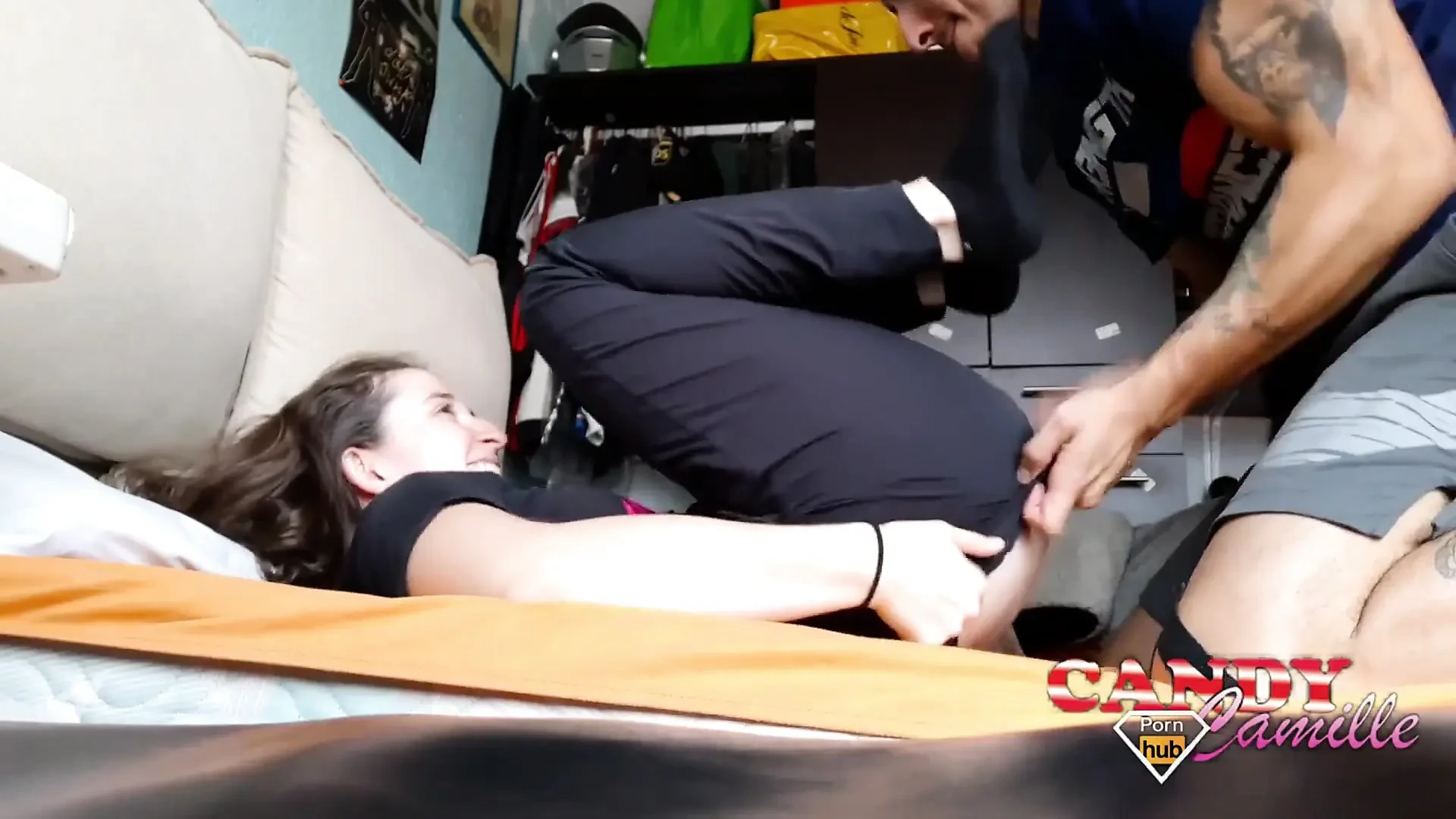 My Tinder Date Had a Squirting Orgasm for Her Tight Pussy