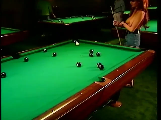 Lesbian foursome pussy licking party on the pool table