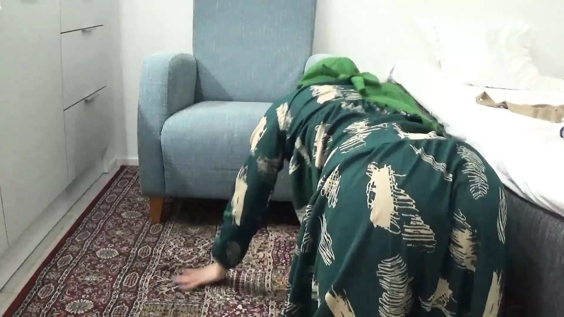 Sexy Arab Milf Masturbation and Sucking Her StepSon