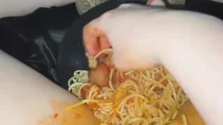 EXTREME HARDCORE FOOD FETISH-KINKY FEMALE MASTURBATION-SAUDI VIRGIN  18 YO ARABIAN SNOWWHITE IN LOS ANGELES BEVERLY HILLS UNITED