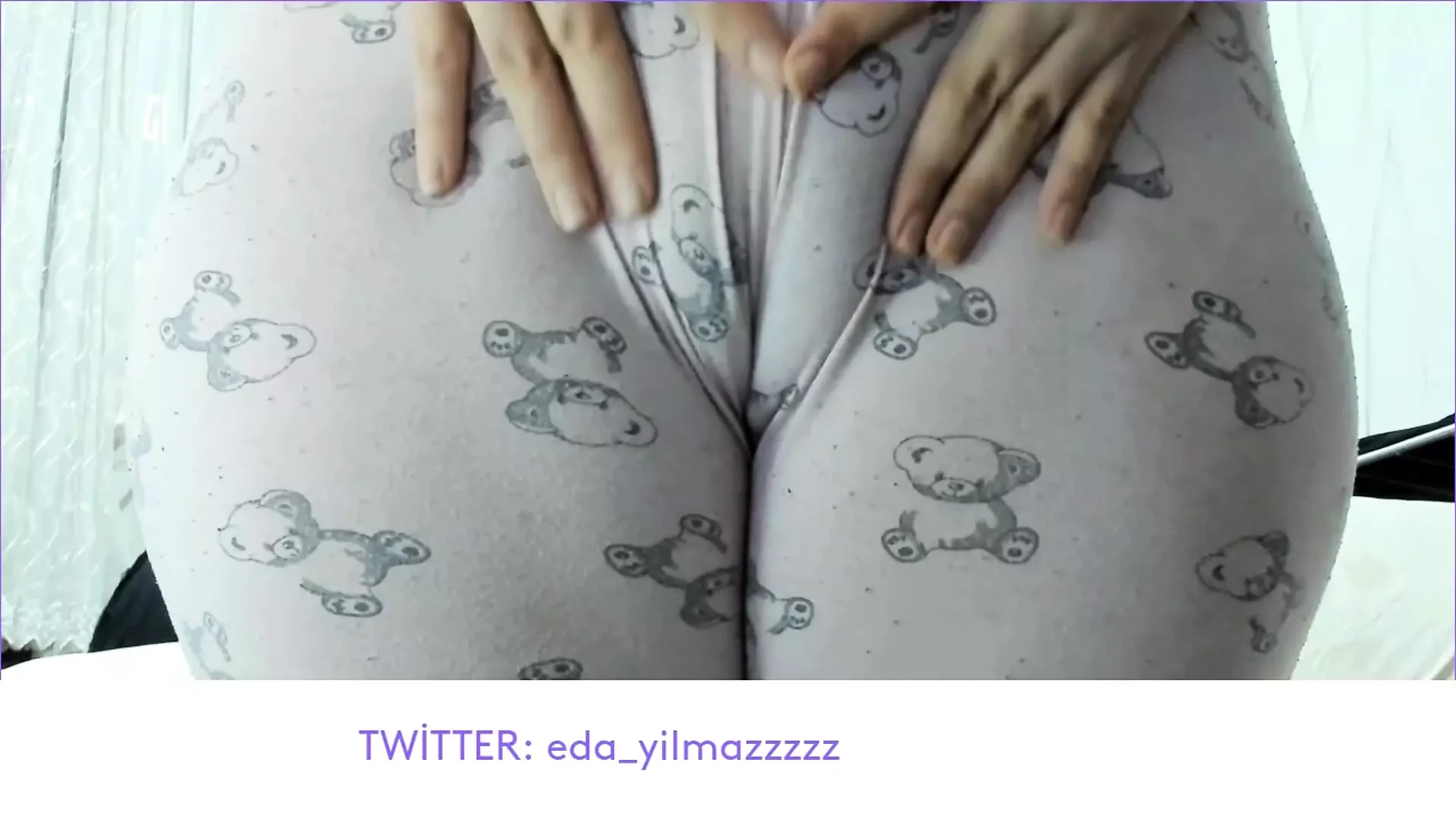 CAMEL TOE- CAMEL TOE- CAMELTOE- TURKISH MILF- TURKISH PORN- PAJAMAS- PUSSY- TURKISH DISCLOSURE- DISCLOSURE