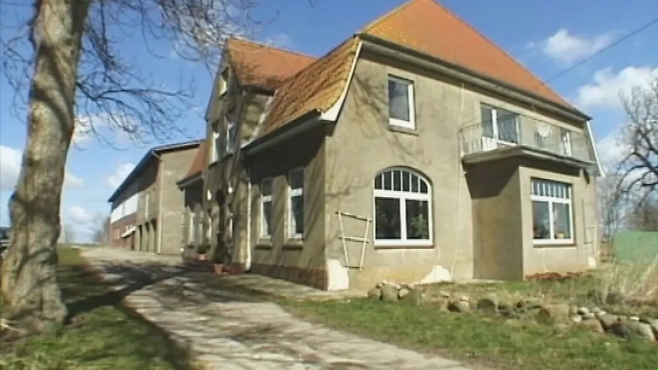 Zuchtigung Auf Dem Gutshof (Full Movie)